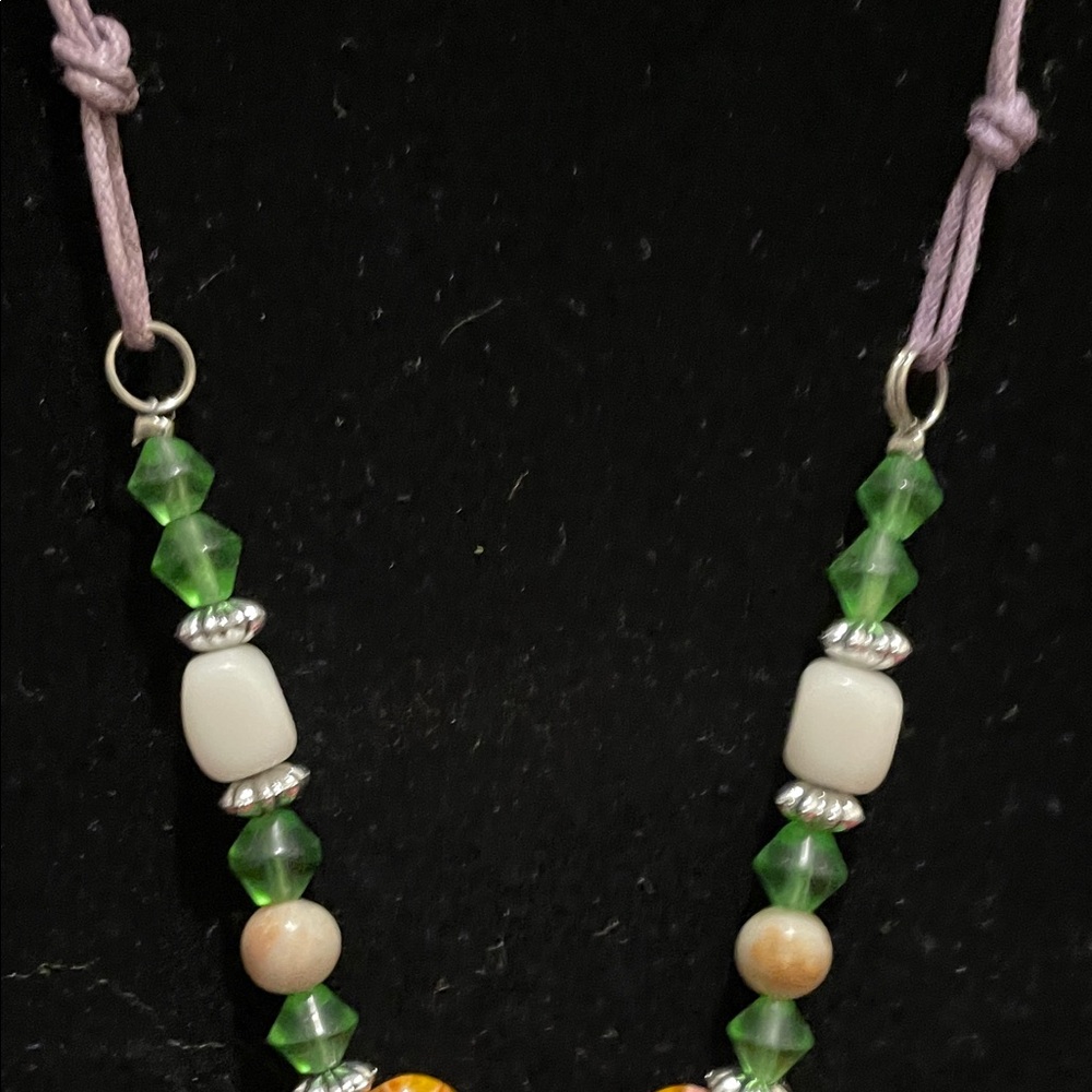 Hand Crafted Vibrant Beaded Necklace - Picture 4 of 8